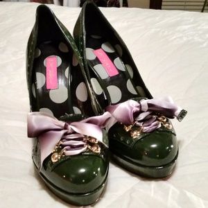 Green Betsey Johnson Pumps
